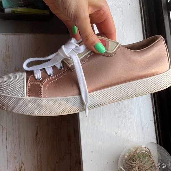 Prada shoes size 9 - Picture 3 of 4